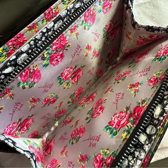 Betsey Johnson Patent Crossbody Bag - Picture 12 of 14